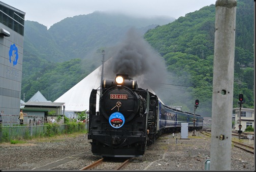 008 008