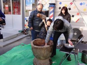 釜石♡応援Girls【年忘れ餅つき大会】