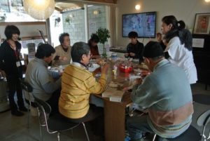 スイーツデコで写真立てを作ろう!atみんなの家