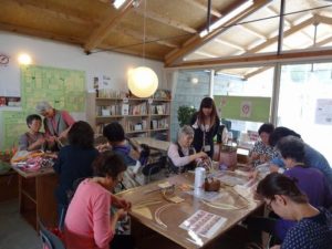 みんなの家DAY第8弾 エコクラフトで作る【かごバック】①